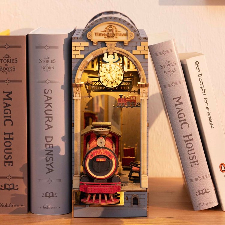 TIME TRAVEL - DIY BOOKENDS KIT - ROBOTIME